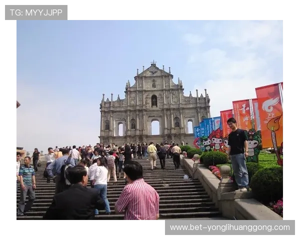 澳门百老汇真人平台安全可靠，提供多样化真人娱乐体验满足不同玩家需求